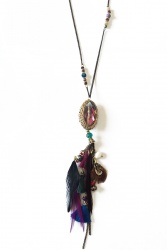 Sautoir femme avec plumes multicolores