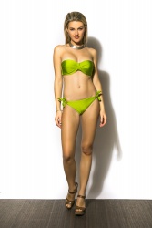 Maillot de bain deux pièces bandeau vert